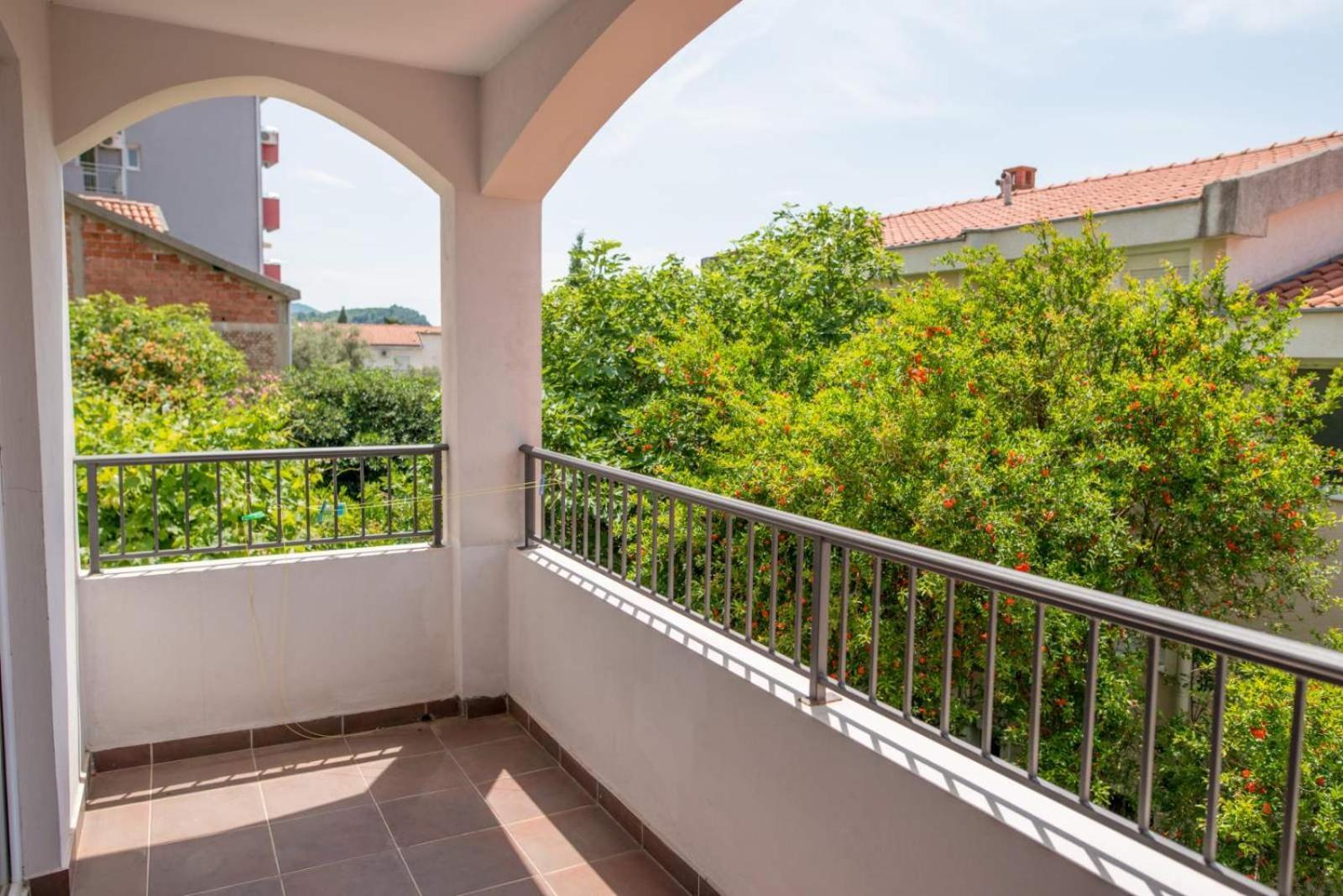 Villa Vjera Petrovac Exterior foto